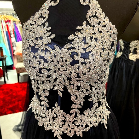 Beautiful navy long dress - Picture 2 of 3